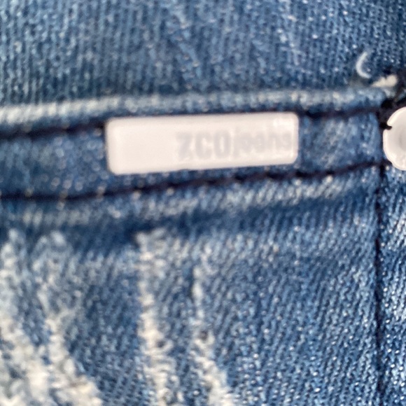 Zco jeans brand new condition - Picture 4 of 4